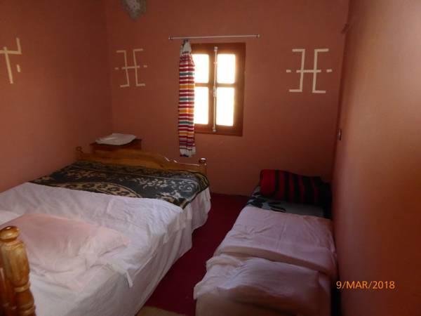 Hotel Kasbah Ait Arbi Ait Ougliff Esterno foto